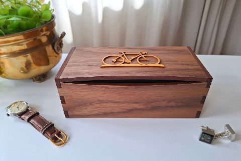 Gentlemans Quarters Walnut Bike